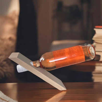 Minimalistischer Holz-Weinhalter "Prototyp"